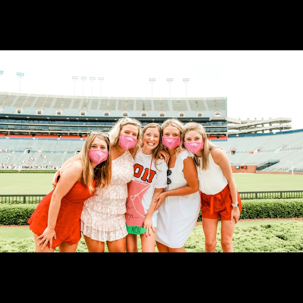 Meet your Posher, Arden grace